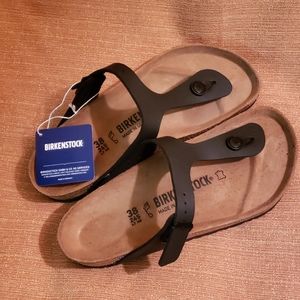 NWT Birkenstock Gizeh Black leather sandals